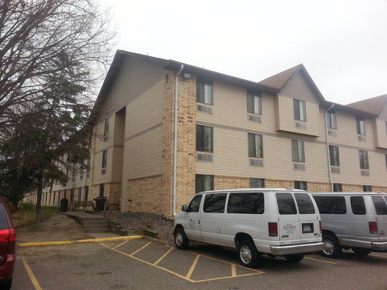 Norwood Inn And Suites - Minneapolis-St Paul Roseville Exterior photo